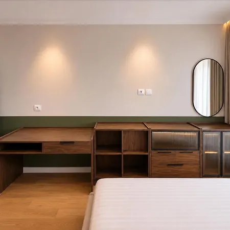 Skyview Luxury 12th Floor Panorama, Center Apartman Tirana