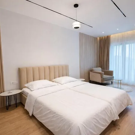 Skyview Luxury 12th Floor Panorama, Center Apartman